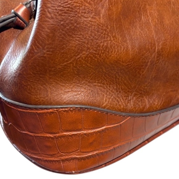 Bueno Brown Shoulder Bag - Picture 14 of 14